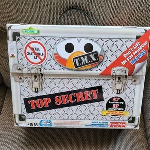 Tickle Me Elmo 10th Anniversary Edition